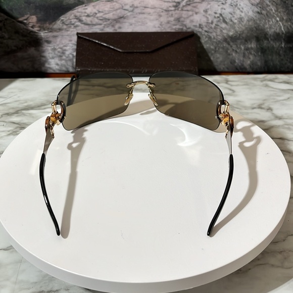 GUCCI BAMBOO SUNGLASSES WITH THE CASE. IN EXCELLENT USED CONDITION. - Picture 12 of 16